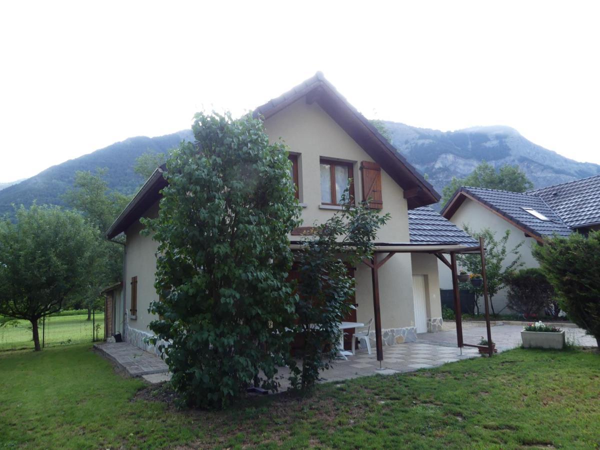 Chalet Les Myosotis Le Bourg-d'Oisans Bagian luar foto